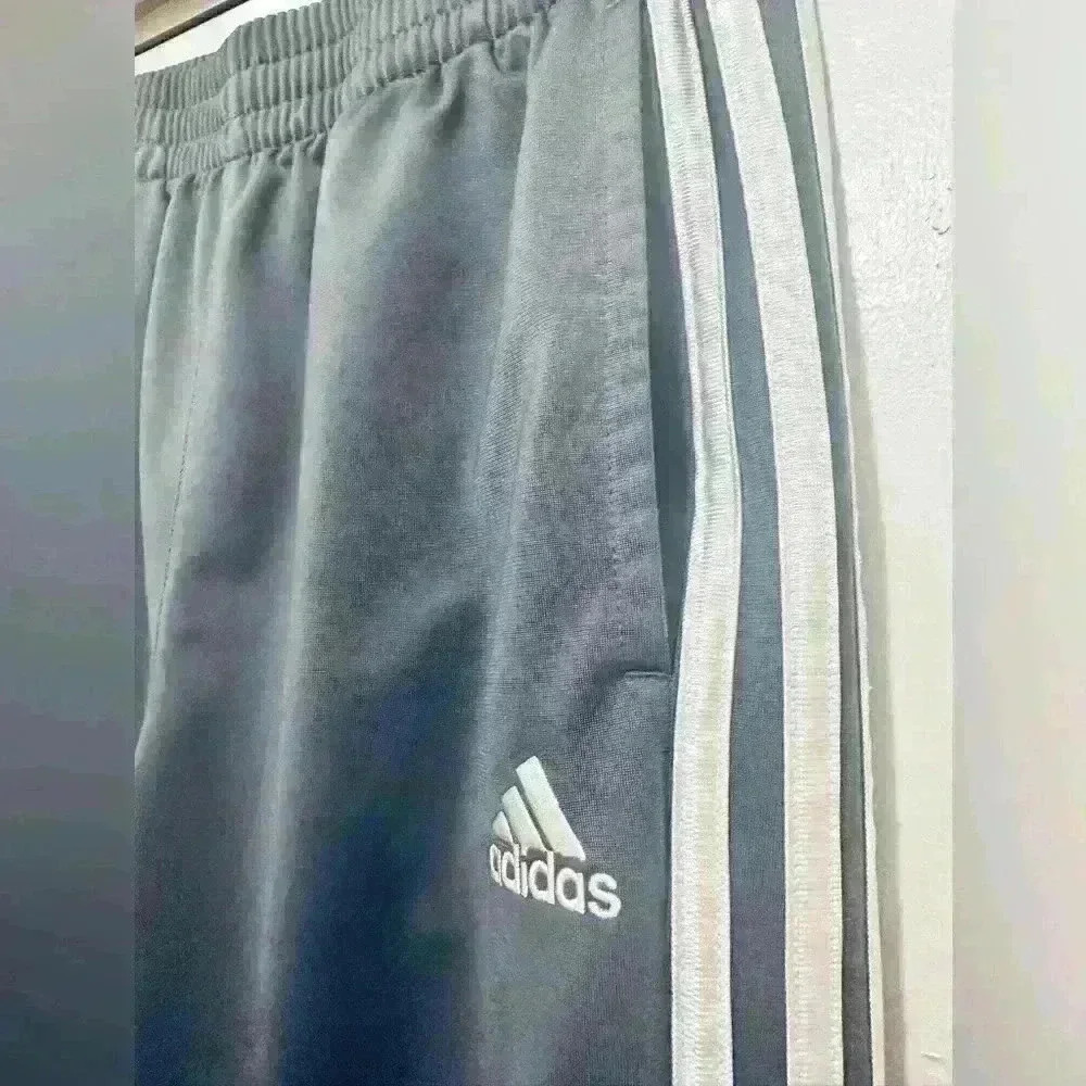 Adidas Iconic Tricot Jogger, Unisex Youth Size Large 14/16, Silver Gray - Picture 3 of 13